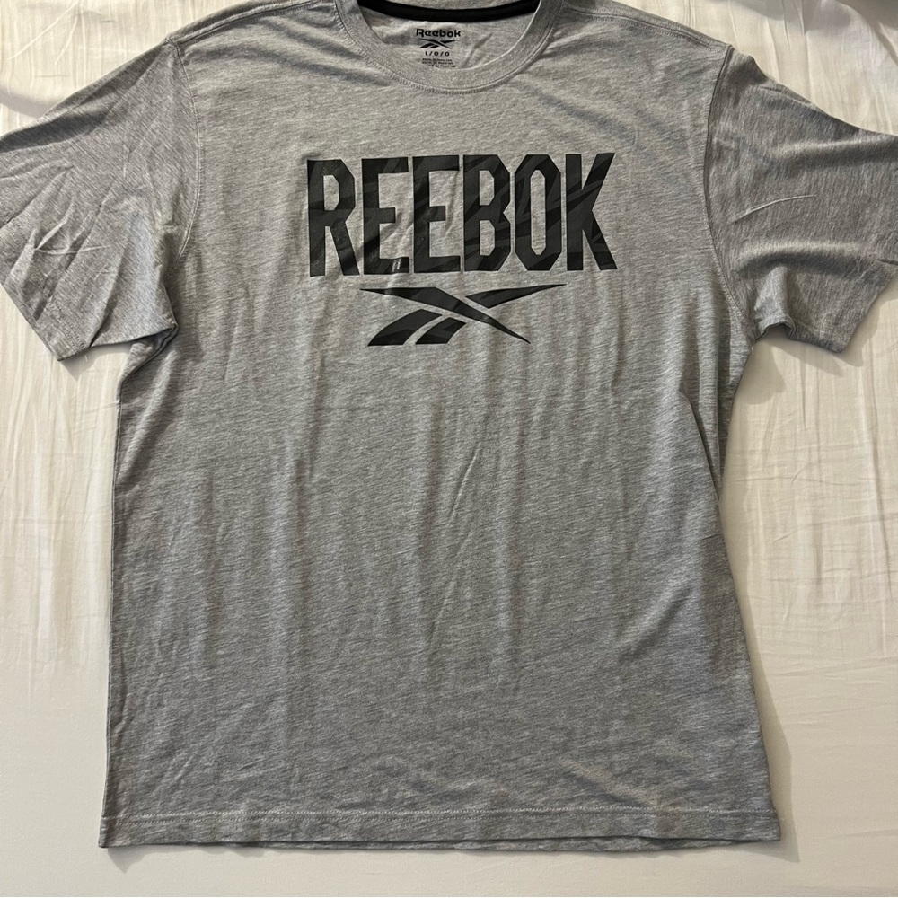 Men’s Reebok T-shirt